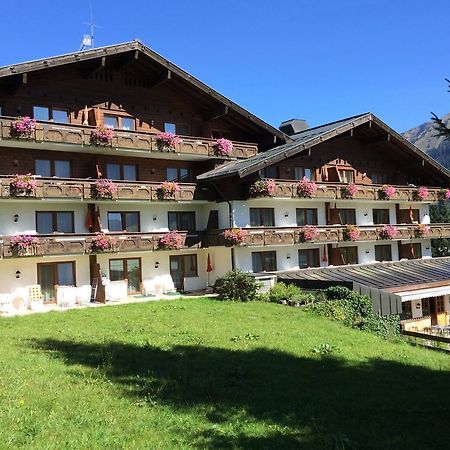 Suitehotel Kleinwalsertal Hirschegg  Екстериор снимка